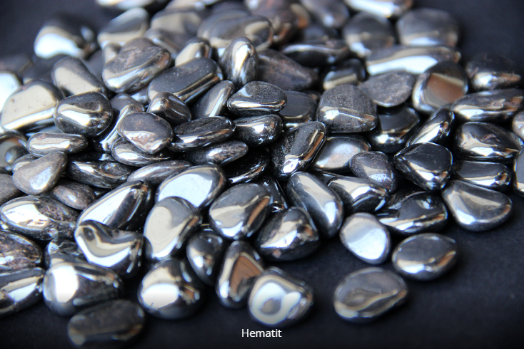 Hematit – Proprietăți, Beneficii și Moduri de Utilizare