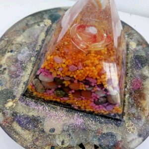 Orgone pyramid with support/round base